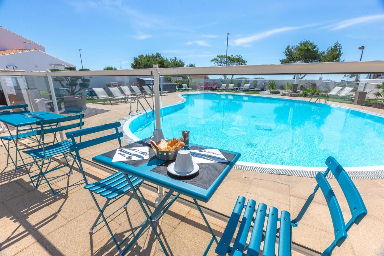 Hotel Restaurant Le Grand Large - Face A La Plage - Ile De Re Rivedoux Plage Bagian luar foto